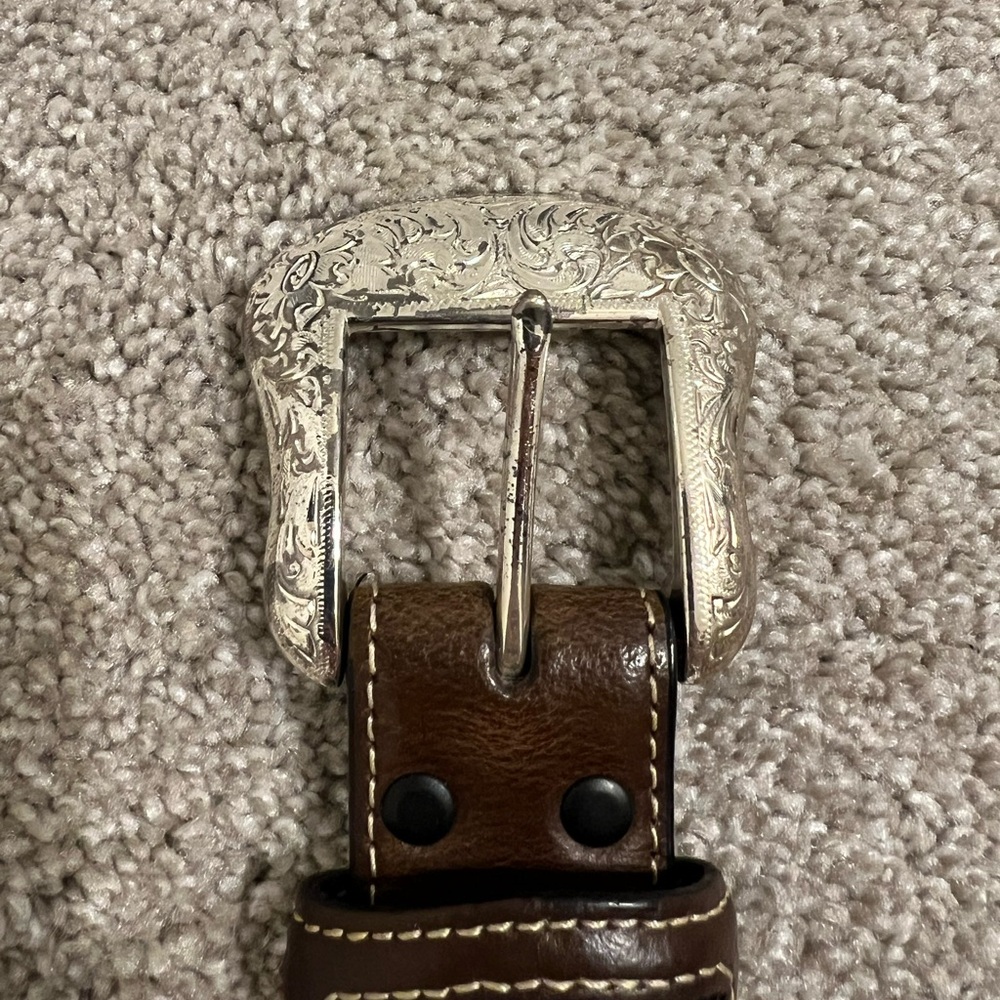Men nocona belt 32